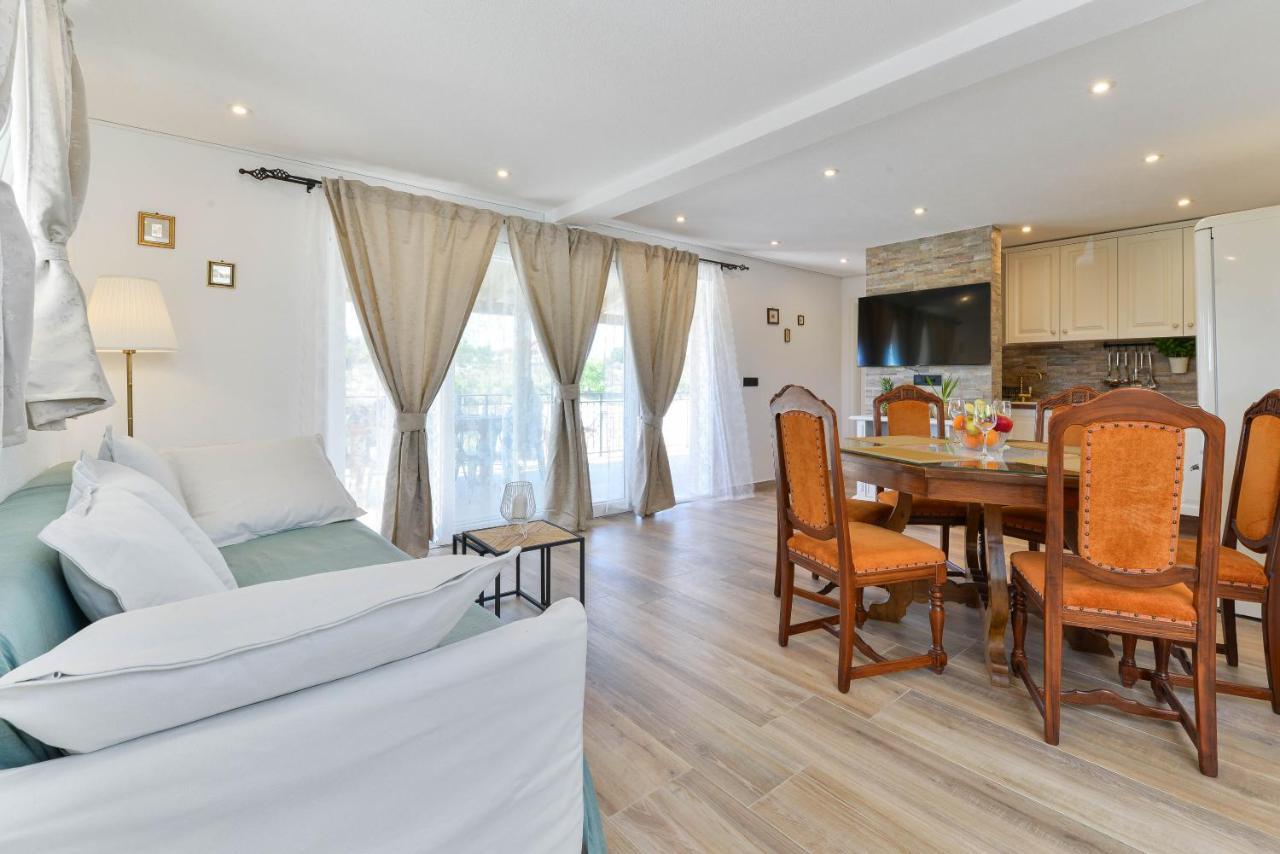 Modern Rustic Villa Kate Benkovac Extérieur photo